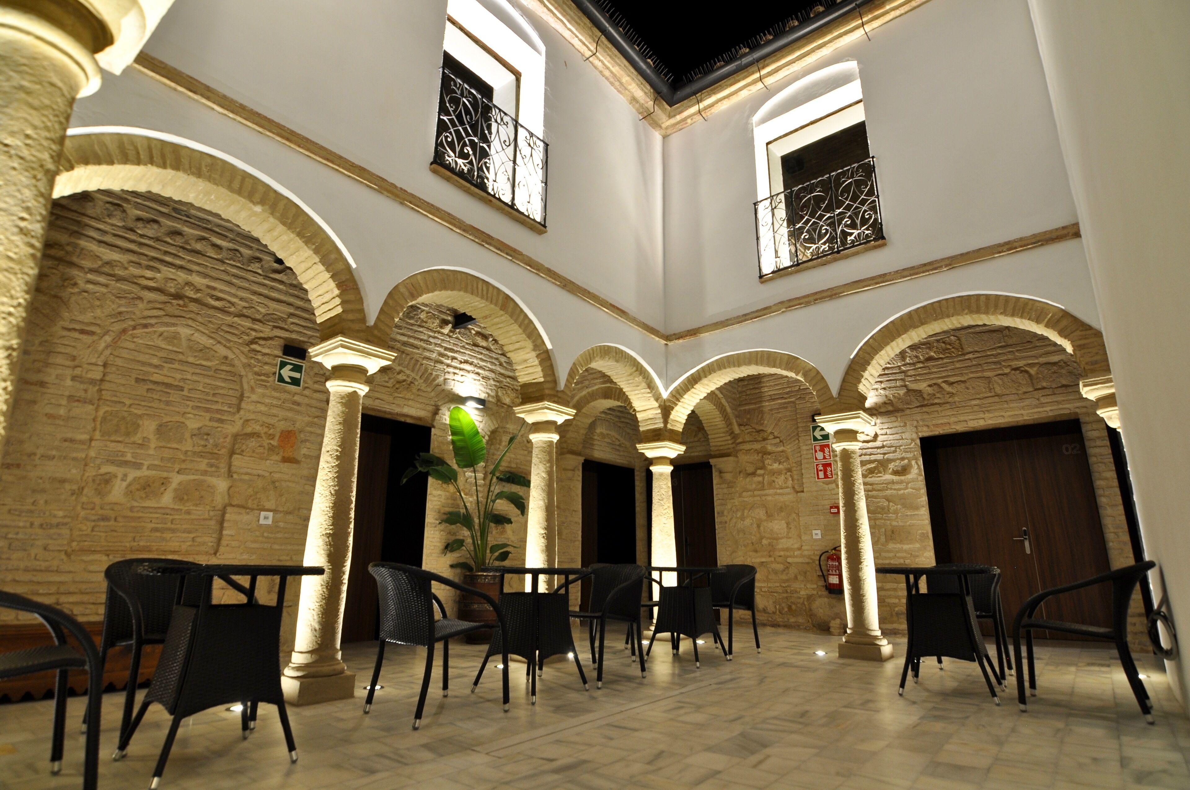 Patios Del Orfebre